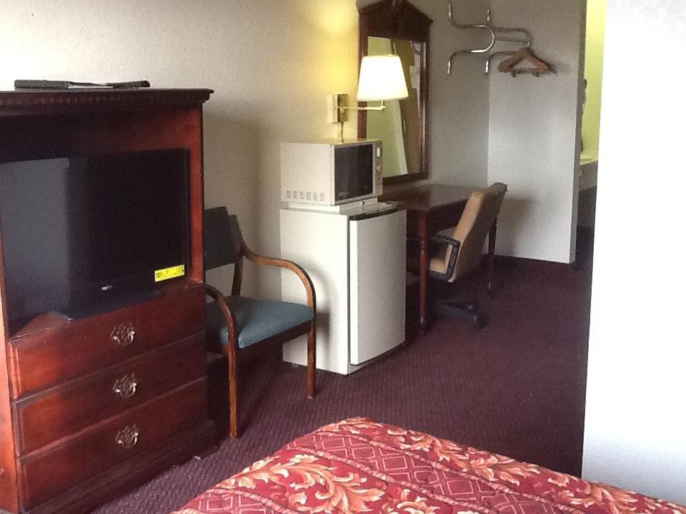 Super 8 By Wyndham Motel 2*