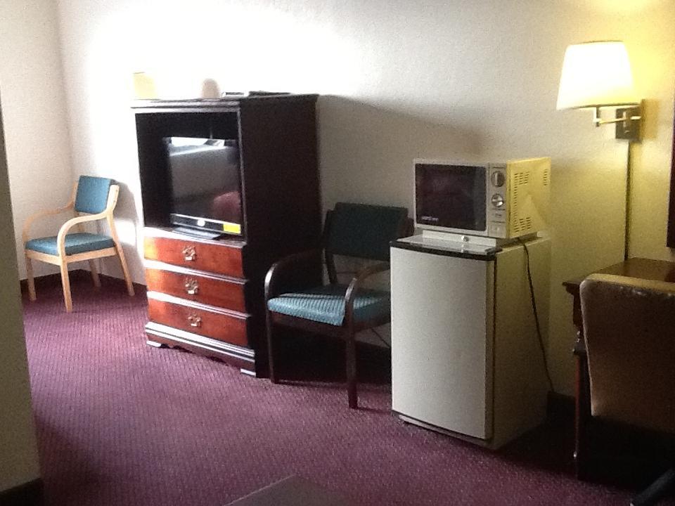 Motel Super 8 By Wyndham Kennett
