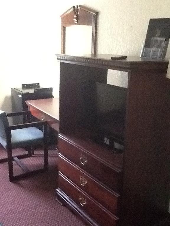 Super 8 By Wyndham Motel 2*
