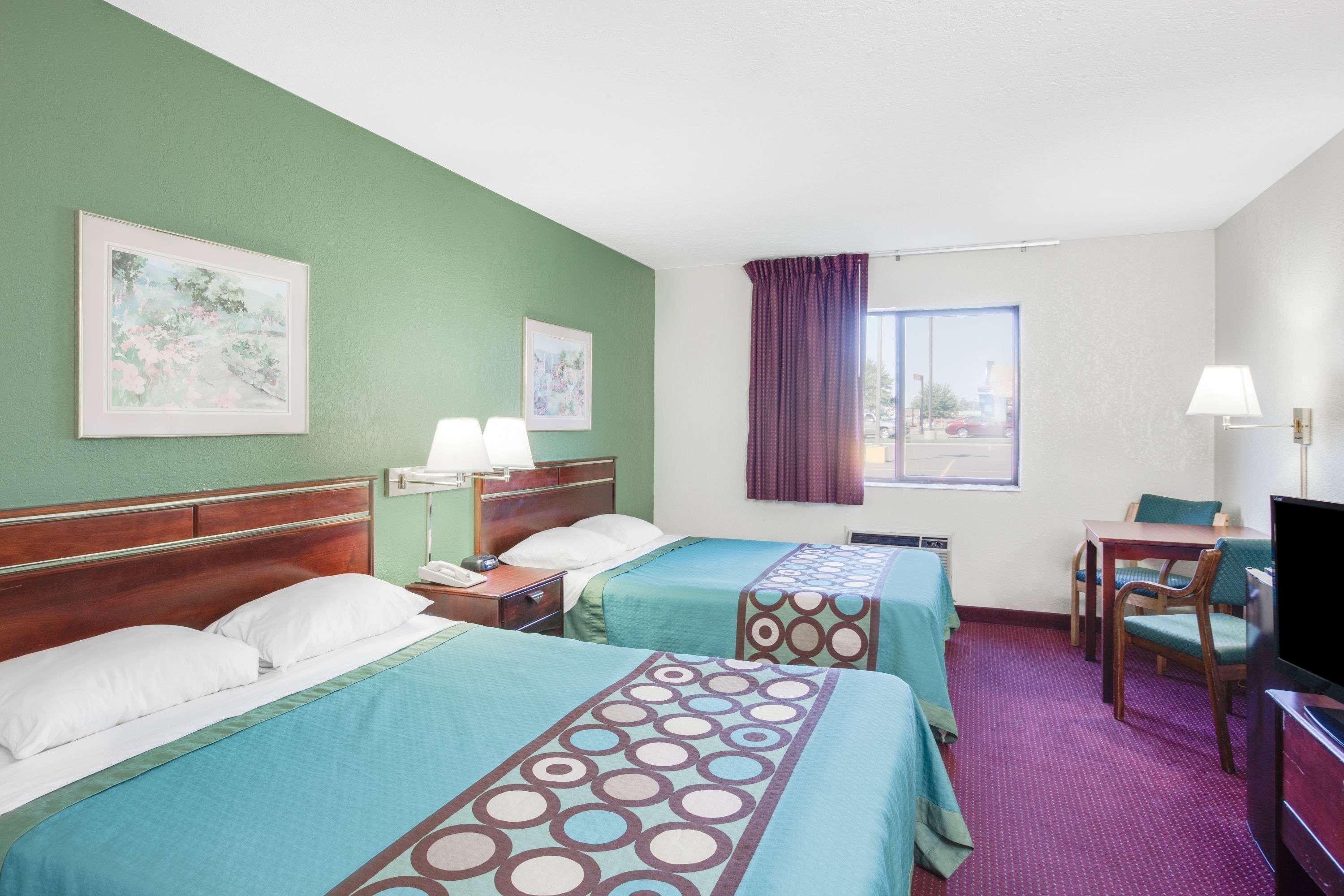Super 8 By Wyndham